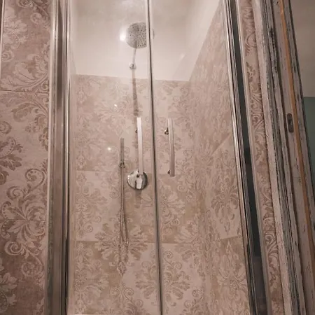 Chaplin Luxury House